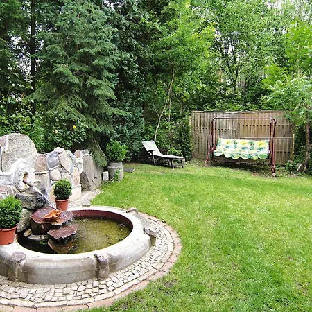 펜션 In Mit Garten, Cleaning Included Perlin