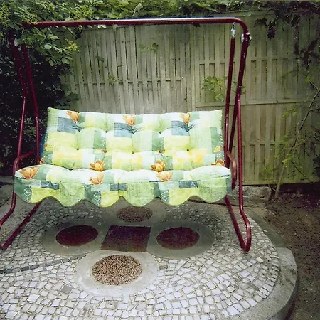 펜션 In Mit Garten, Cleaning Included *